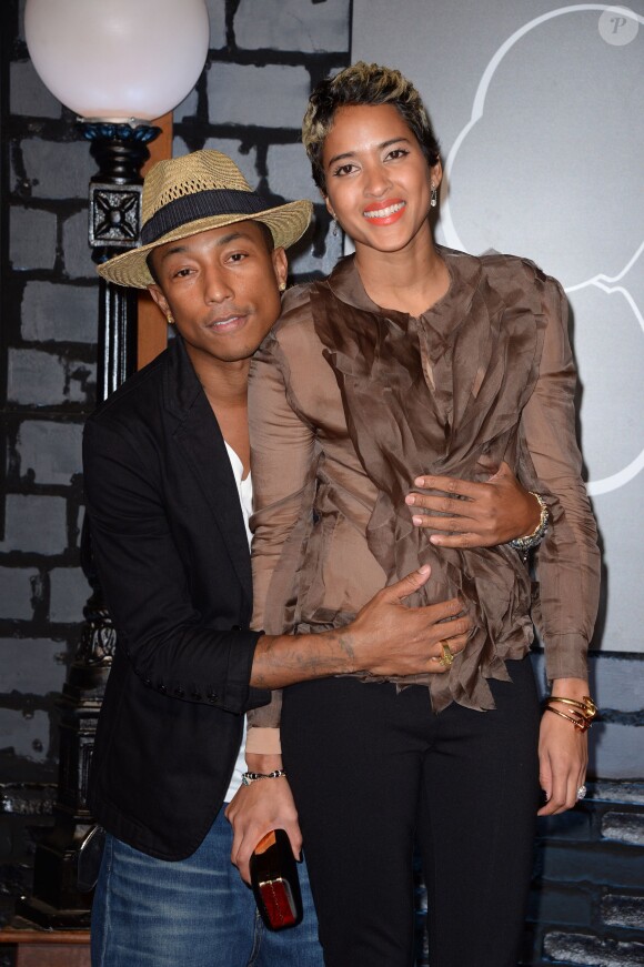 Pharrell Williams et Helen Lasichanh à la cérémonie des MTV Video Music Awards au Barclays Center de Brooklyn, New York, le 25 août 2013.
