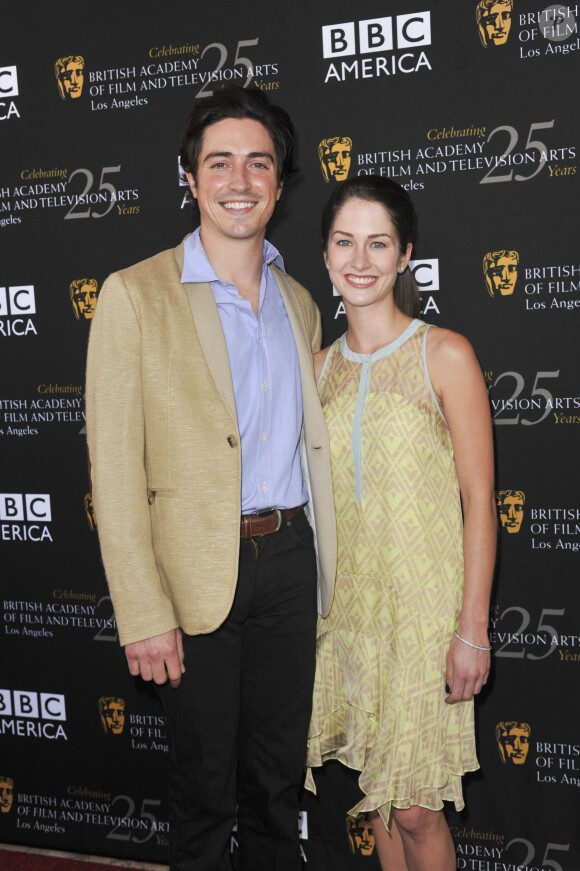 Ben Feldman et sa chérie Michelle Mulitz à la cérémonie des BAFTA LA TV Tea à Los Angeles le 22 septembre 2012.