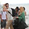 EXCLUSIF - Lauren Conrad et son fiancé William Tell, à l'aéroport de Cabo San Lucas, le 15 juillet 2012.