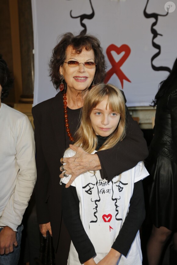 Claudia Cardinale lors du 20e gala annuel de charité "Faire Face" organisé à l'Opéra d'Avignon, le 12 octobre 2013.