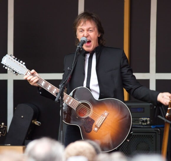 Paul McCartney lors d'un concert surprise à New York le 10 octobre 2013