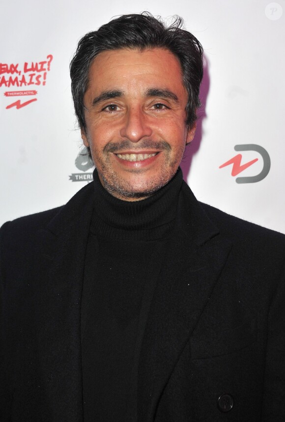 Ariel Wizman pose lors du 60e anniversaire de la marque Damart à Paris en septembre 2013.