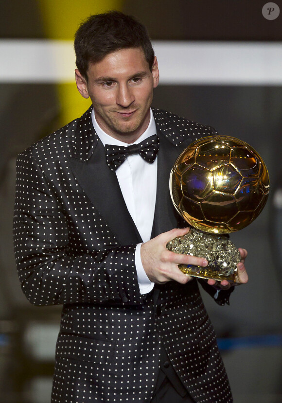 Lionel Messi et son Ballon d'Or le 7 janvier 2013 à Zurich