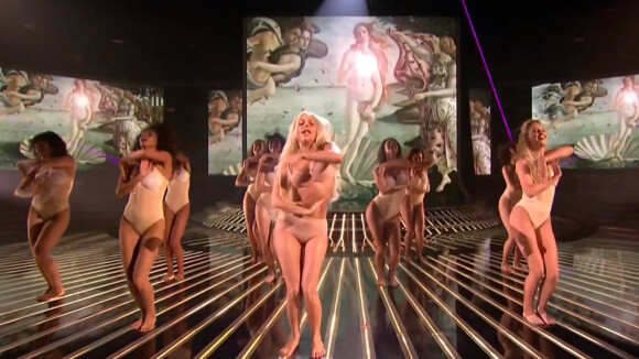 Lady Gaga dans X Factor : Bizarre et inquiétante pour Venus et Do What U Want