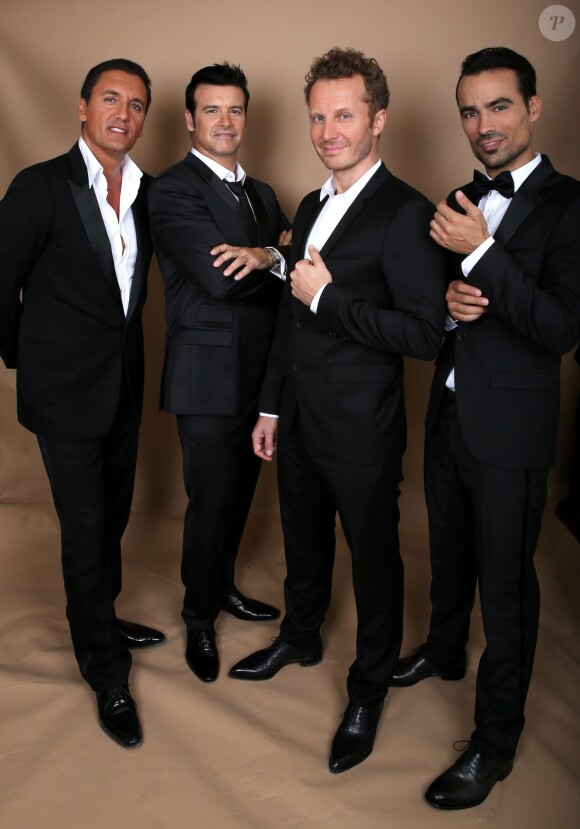 Exclusif - Dany Brillant, Roch Voisine, Sinclair et Damien Sargue prennent la pose pour la sortie de l'album "Forever Gentlemen" à Paris, le 30 septembre 2013.