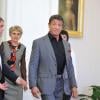 Sylvester Stallone arrivant à l'inauguration d'une exposition de ses peintures au château du Musée d'Etat russe des ingénieurs à Saint-Pétersbourg en Russie le 27 octobre 2013