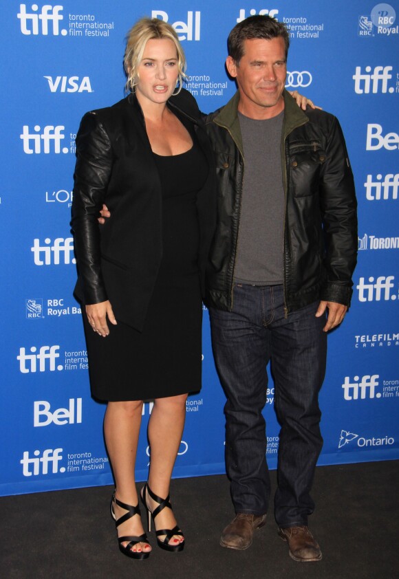 Kate Winslet et Josh Brolin présentent Last Days of Summer à Toronto en septembre 2013.