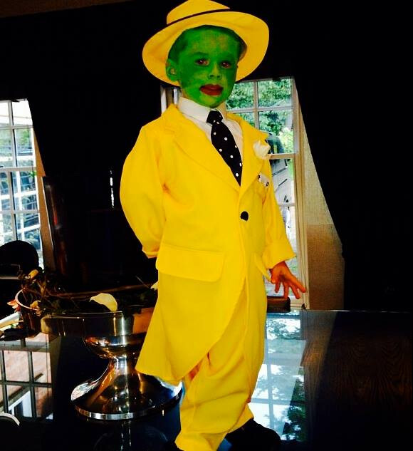 Kai Rooney, 4 ans, fils de Coleen et Wayne Rooney, s'est déguisé en The Mask le 31 octobre 2013 pour Halloween
