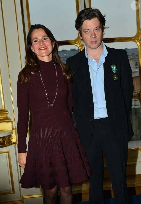 Benjamin Biolay et la Ministre Aurélie Filippetti au ministère de la Culture à Paris, le 10 octobre 2012