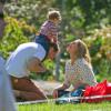 Drew Barrymore avec son mari Will Kopelman et leur fille Olive dans Central Park à New York le 28 septembre 2013