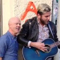 Jimmy Somerville : L'étonnante surprise de la star à un chanteur de rue...
