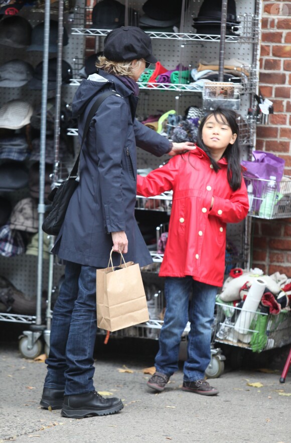Meg Ryan et sa fille en balade à New York, le 10 novembre 2013.