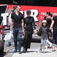 Meg Ryan et ses enfants - Jack Quaid et Daisy True - à New York, le 12 mai 2013.  