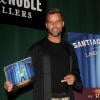Ricky Martin dédicace son livre Santiago The Dreamer chez Barnes and Noble à New York, le 13 novembre 2013.