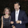 Le prince Felipe et la princesse Letizia d'Espagne ont assisté à une réception donnée par James Costos, l'ambassadeur des Etats-Unis en Espagne, dans sa résidence de Los Angeles, le 14 Novembre 2013.