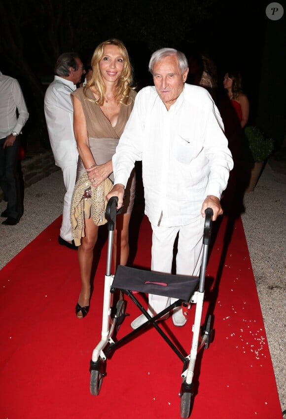 Sylvie Elias et Gerard de Villiers à Saint-Tropez le 23 juillet 2012.