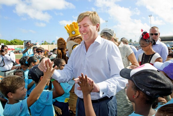 Le roi Willem-Alexander et la reine Maxima des Pays-Bas à Aruba le 21 novembre 2013.