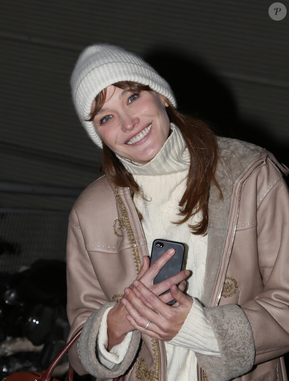 Carla Bruni après son concert à Rueil-Malmaison, le 19 novembre 2013.