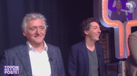 Gilbert Rozon et Guillaume Gallienne sur le plateau de "Touche pas à mon poste", lundi 25 novembre 2013.