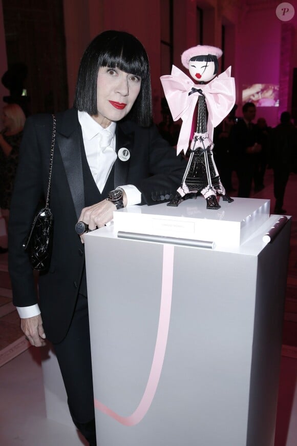 Chantal Thomass au vernissage de l'exposition "Le Pari(s) Merveilleux" des Frimousses de créateurs au Petit Palais, à Paris, le 25 novembre 2013.