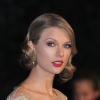 Taylor Swift à l'ocassion du second Winter Whites Gala de Centrepoint qui se tenait au palais de Kensington à Londres, le 26 novembre 2013.