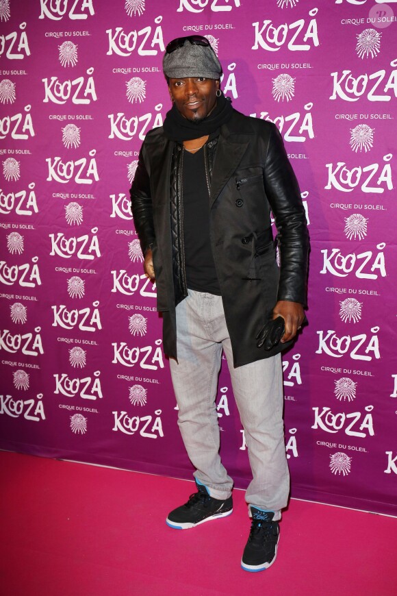 MoïZ à la représentation du nouveau spectacle du Cirque du Soleil, "Kooza", sur l'ïle Seguin à Boulogne-Billancourt, le 26 novembre 2013.