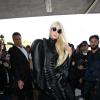 Lady Gaga prend un vol a l'aeroport LAX de Los Angeles le 25 Novembre 2013, apres avoir participe aux American Music Awards.  Lady Gaga is spotted at LAX airport in Los Angeles on november 25, 2013.25/11/2013 - Los Angeles