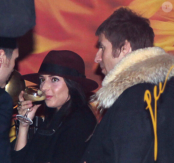 Liam Gallagher et Debbie Gwyther, sa possible nouvelle conquête, à Manchester, le 17 novembre 2013.