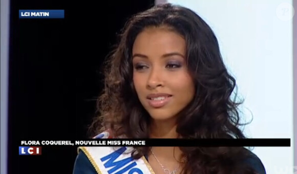 Flora Coquerel, Miss France 2014, aux côtés de Sylvie Tellier accorde une interview à LCI le 9 décembre 2013