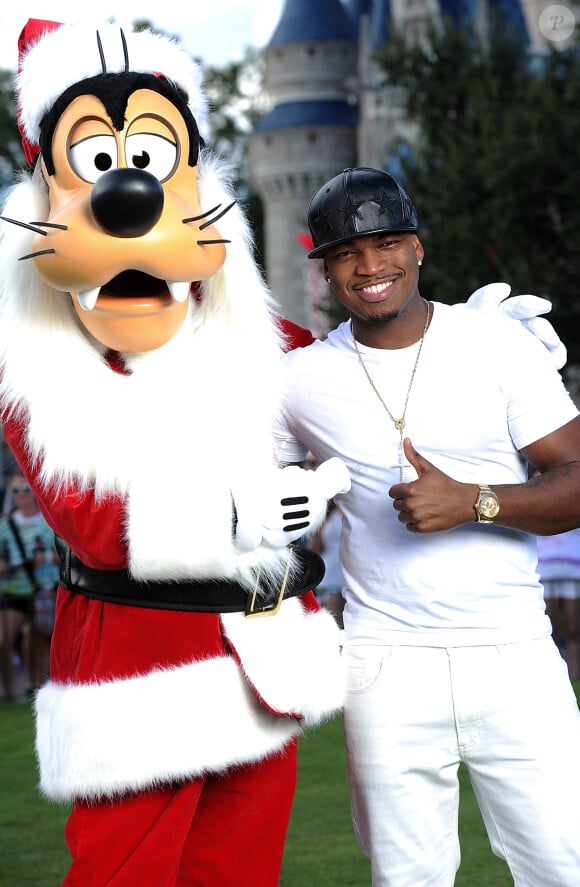 Ne-Yo lors de l'enregistrement du show Disney Parks Christmas Day Parade en Floride, novembre 2013.