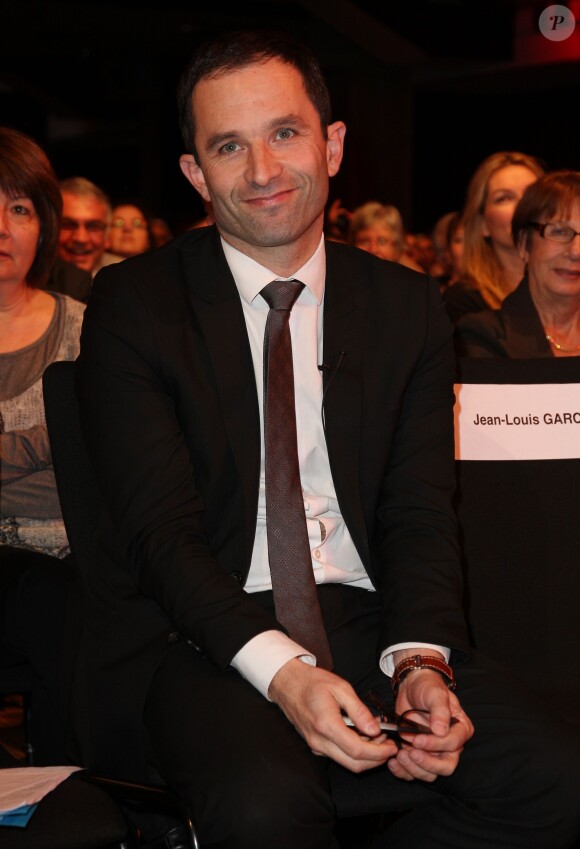 Benoît Hamon - Cérémonie des 9e Trophées APAJH au Carrousel du Louvre à Paris le 9 decembre 2013. L'association APAJH se bat sur l'accessibilité universelle des personnes en situation de handicap.