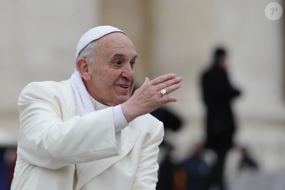 Le Pape François pendant son audience générale place Saint-Pierre au Vatican, le 27 novembre 2013.