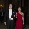 L'ambassdeur des Etats-Unis Mark F. Brzezinski et sa femme Natalia arrivent pour le dîner offert au palais royal en l'honneur des lauréats des prix Nobel, le 11 décembre 2013 à Stockholm