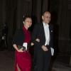 Le Nobel de médecine Thomas Sudhof et sa femme Lu Chen arrivent pour le dîner offert au palais royal en l'honneur des lauréats des prix Nobel, le 11 décembre 2013 à Stockholm