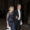 Le Nobel 2013 Robert Shiller et sa femme Virginia arrivent pour le dîner offert au palais royal en l'honneur des lauréats des prix Nobel, le 11 décembre 2013 à Stockholm