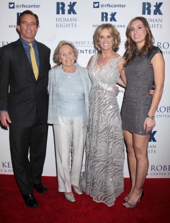 Robert Kennedy Jr., Ethel Kennedy, Kerry Kennedy, Mariah Kennedy au gala des Ripple of Hope Awards à New York le 11 décembre 2013