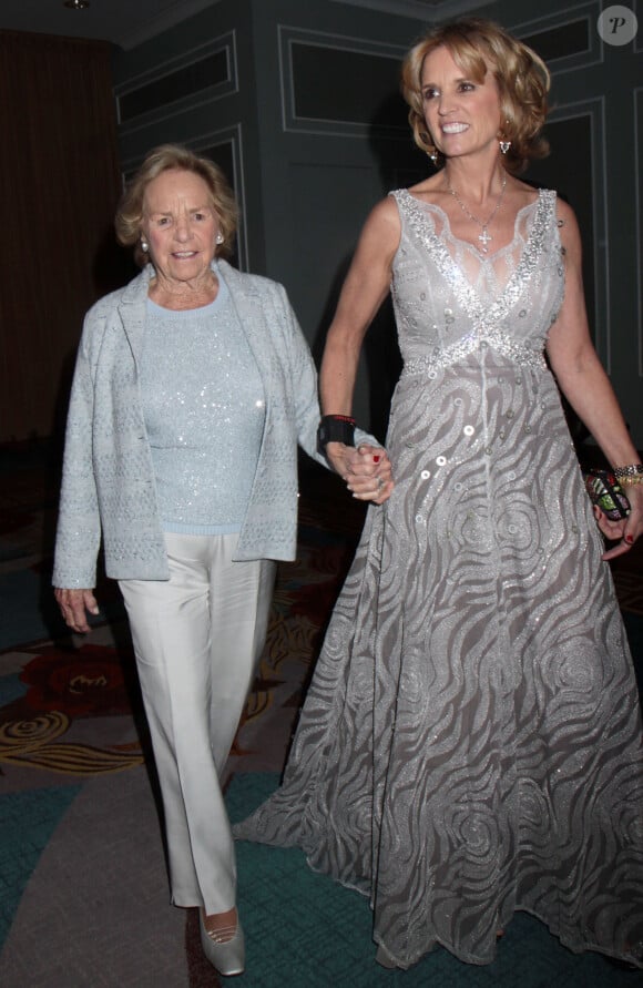 Photo Ethel Kennedy avec sa fille Kerry Kennedy au gala des