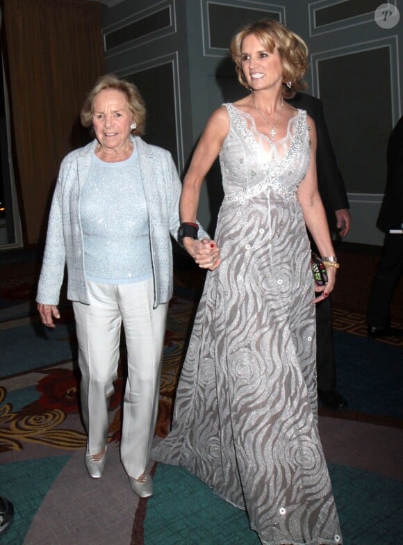 Ethel Kennedy, Kerry Kennedy au gala des Ripple of Hope Awards à New York le 11 décembre 2013