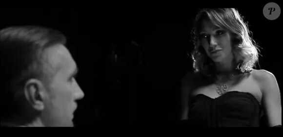 Image du clip Losing Control de Mark Marian, décembre 2013, avec la participation de Laura Smet