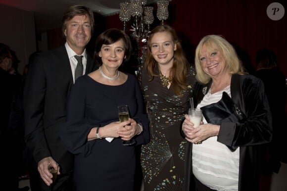 Richard Madeley, Cherie Blair et sa fille Kathryn Blair, Judy Finnigan après la représentation de "Casse-Noisette" par le ballet national britannique à Londres, le 12 decembre 2013.