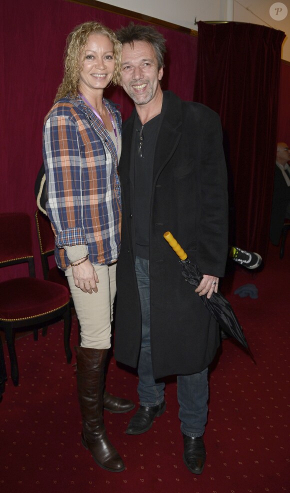Mimie Mathy a reçu les insignes de Chevalier de l'Ordre National du Mérite des mains de Jean-Claude Camus à l'issue de son spectacle "Je re-papote avec vous" au théâtre de la Porte Saint-Martin à Paris, le 13 decembre 2013.