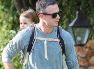 Freddie Prinze Jr. : Papa poule avec son fils Rocky pour une 1re sortie relax