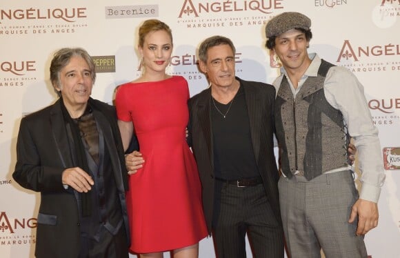 Ariel Zeitoun, Nora Arnezeder, Gérard Lanvin et Tomer Sisley lors de la première du film Angélique à Paris, le 16 décembre 2013.