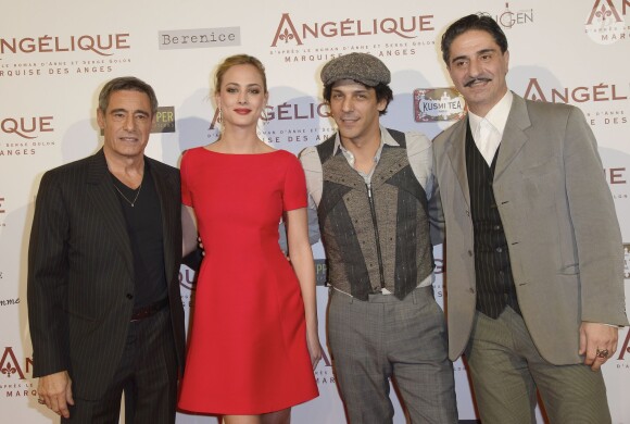 Gérard Lanvin, Nora Arnezeder, Tomer Sisley et Simon Abkarian lors de la première du film Angélique à Paris, le 16 décembre 2013.