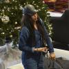 Exclusif - La chanteuse Kelly Rowland fait du shopping dans le magasin de meubles Rapport International Furniture à Los Angeles, le 13 décembre 2013.