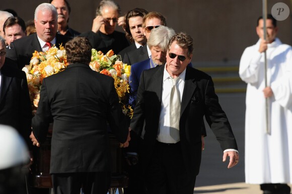Ryan O'Neal lors des funérailles de Farrah Fawcett le 30 juin 2009