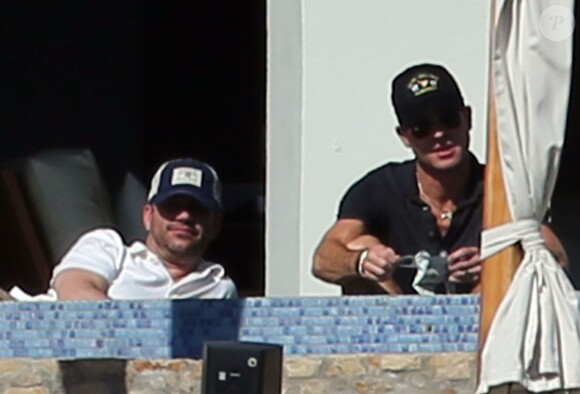 Exclusif - Justin Theroux en vacances avec sa fiancée Jennifer Aniston leurs amis Courteney Cox, Howard Stern et sa femme Beth Ostrosky, Jimmy Kimmel (sur la photo) et sa femme Molly McNearney à Los Cabo (Mexique), le 30 décembre 2013