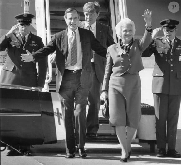 George H.W. Bush et sa femme Barbara au Texas, le 5 novembre 1984.