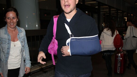 Matt Damon : Blessé au bras et sac rose sur l'épaule, il commence mal l'année