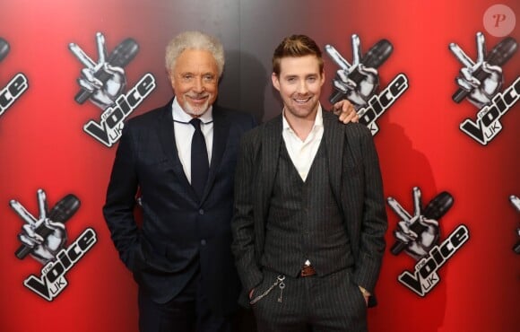 Tom Jones et Ricky Wilson, à la soiree The Voice UK à Londres, le 6 janvier 2014.